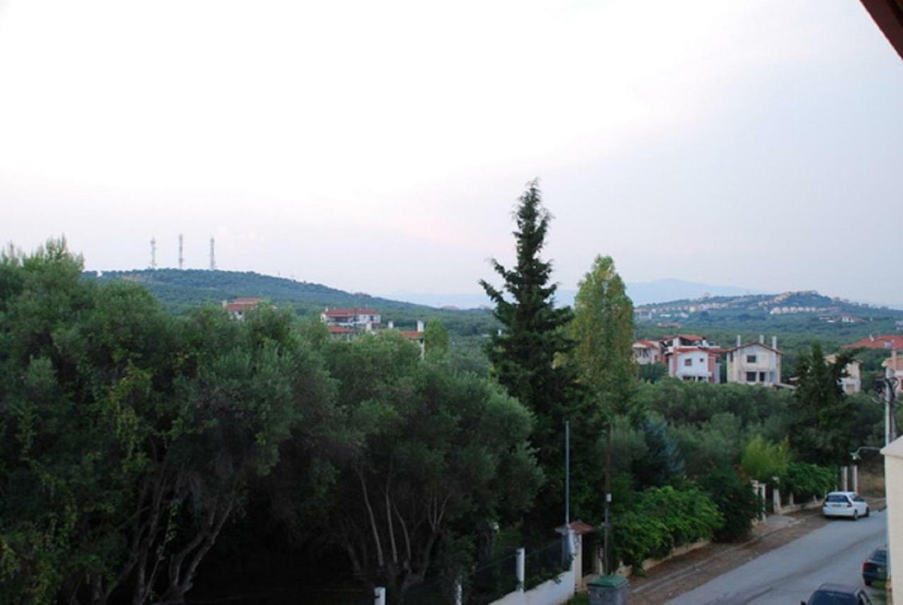 Alexandros Maisonettes Nea Moudania Exterior foto